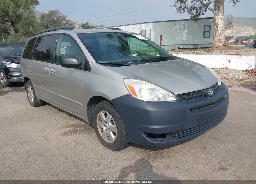 2005 TOYOTA SIENNA LE VIN: 5TDZA23C35S302652