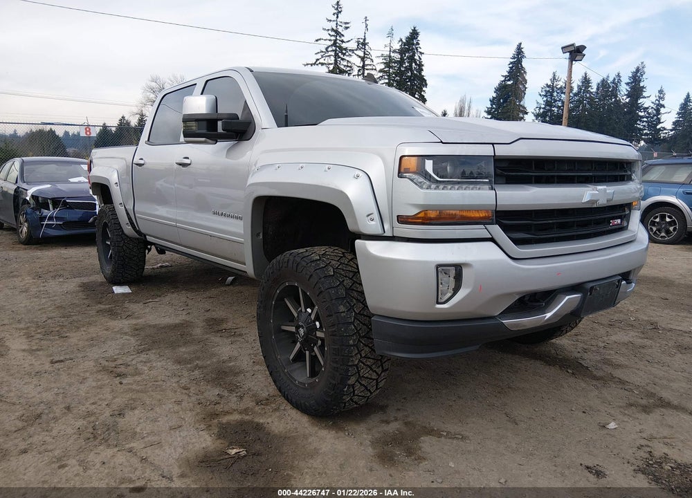2018 CHEVROLET SILVERADO 1500 2LT VIN: 3GCUKREC0JG445273