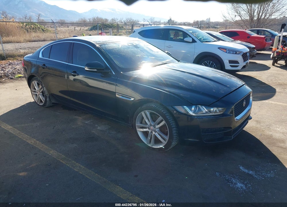 2017 JAGUAR XE VIN: SAJAK4BV7HA946036