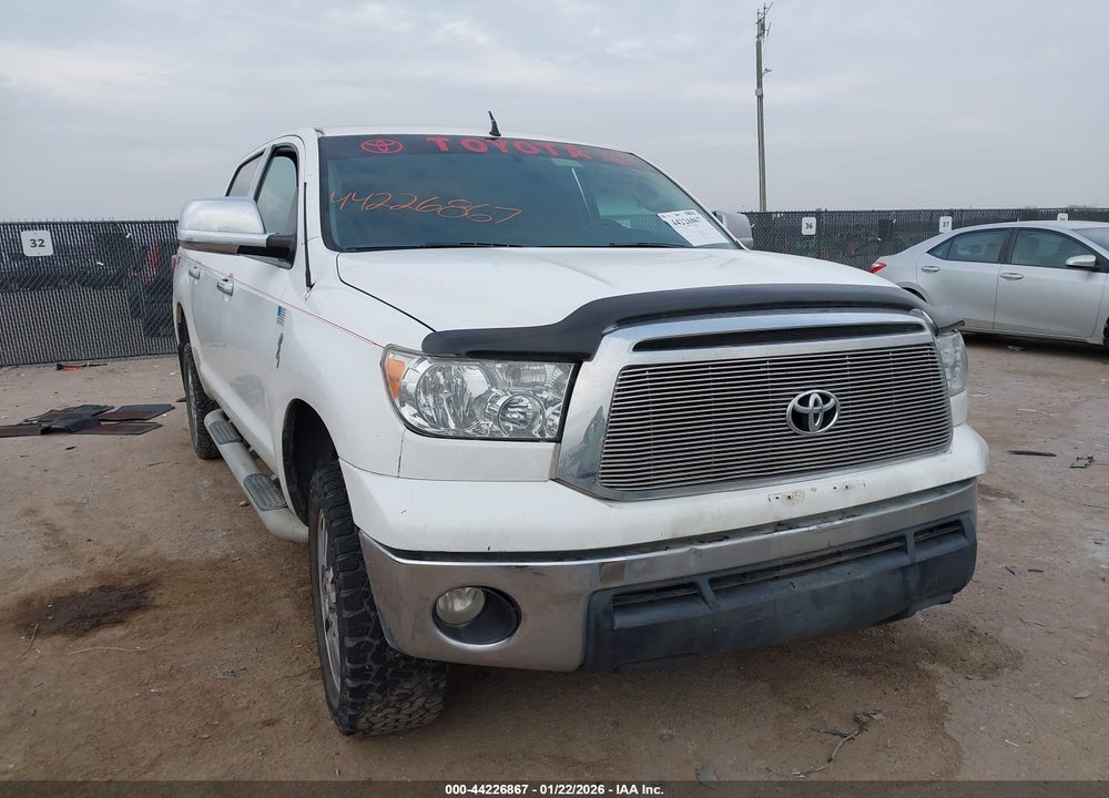 2011 TOYOTA TUNDRA GRADE 4.6L V8 VIN: 5TFEM5F17BX022241
