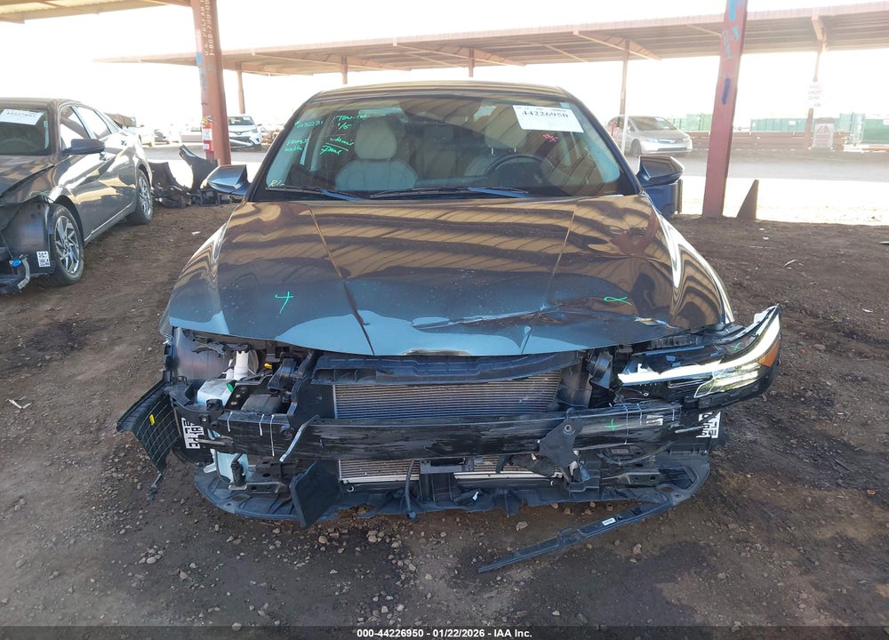 2025 HYUNDAI ELANTRA LIMITED VIN: KMHLP4DG3SU003182