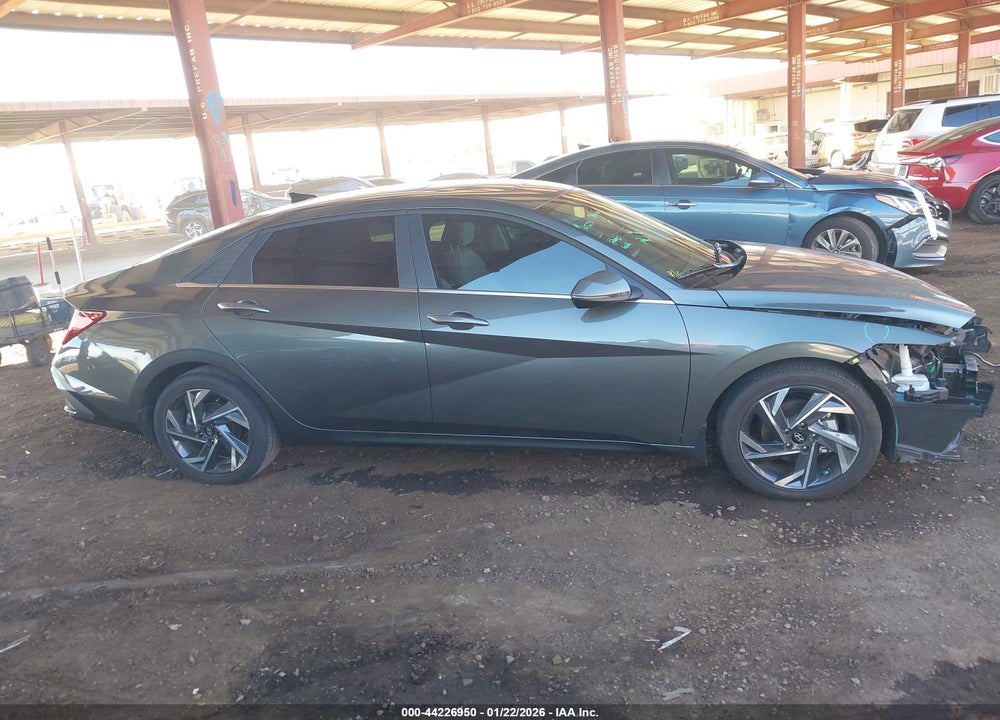 2025 HYUNDAI ELANTRA LIMITED VIN: KMHLP4DG3SU003182
