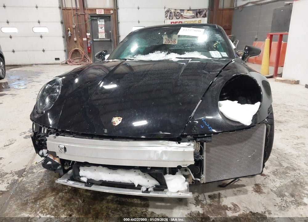 2025 PORSCHE 911 CARRERA 4 GTS/CARRERA GTS VIN: WP0AB2A91SS225378
