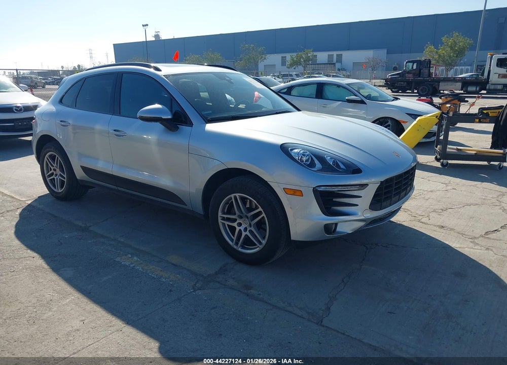 2017 PORSCHE MACAN VIN: WP1AA2A58HLB04736