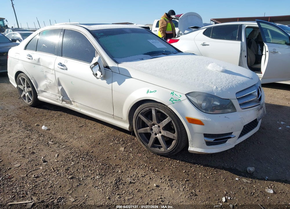 2013 MERCEDES-BENZ C 350 SPORT VIN: WDDGF5HB0DA774982