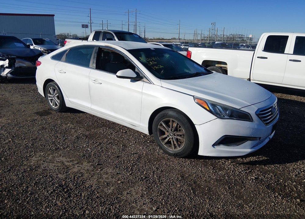 2017 HYUNDAI SONATA VIN: 5NPE24AF3HH530844