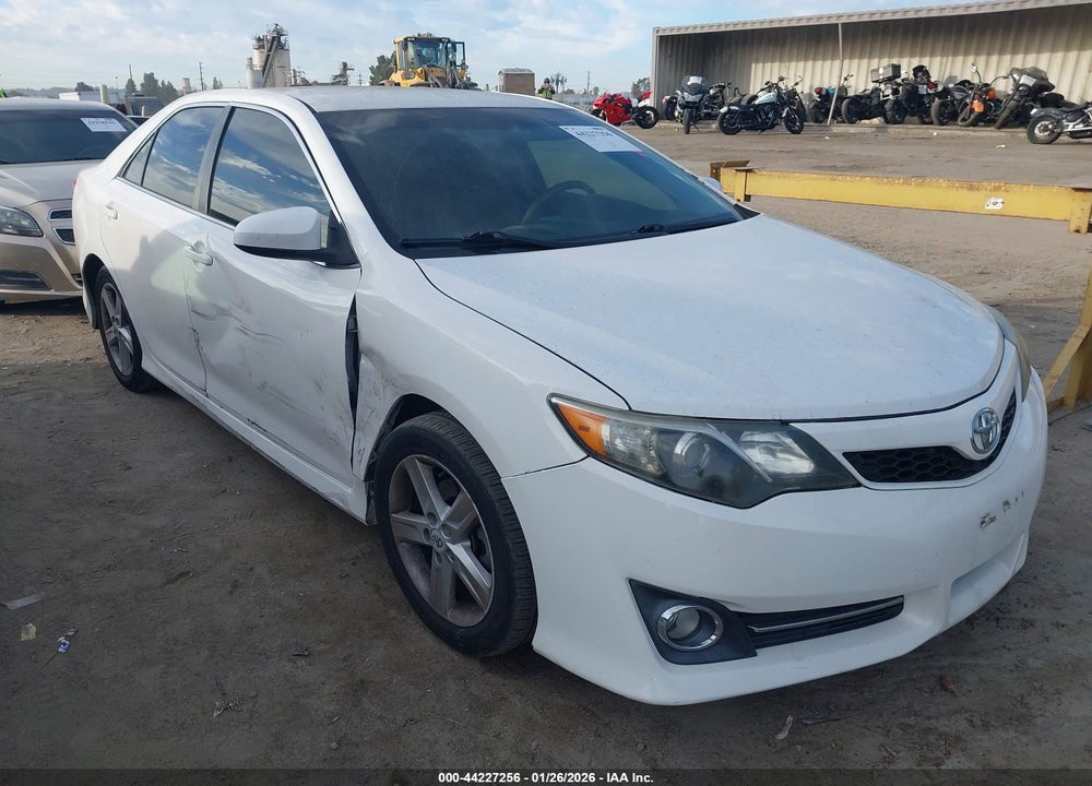 2012 TOYOTA CAMRY SE VIN: 4T1BF1FK5CU131181
