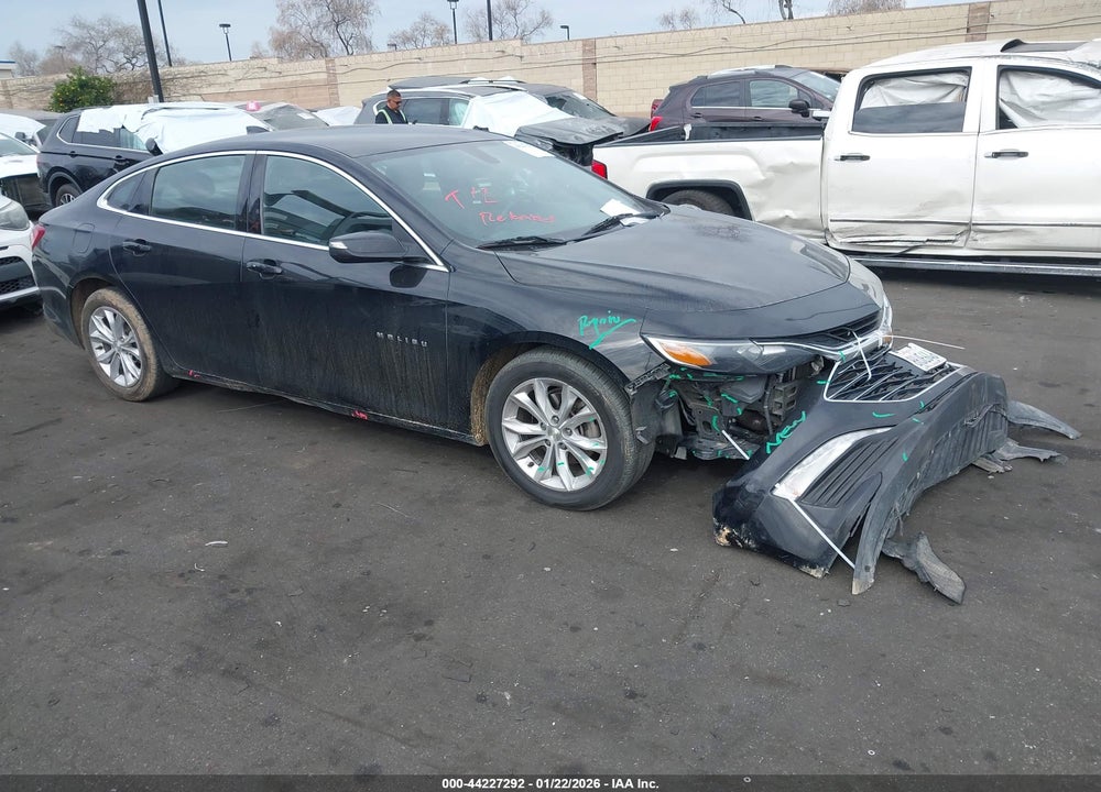 2019 CHEVROLET MALIBU LT VIN: 1G1ZD5ST2KF158610