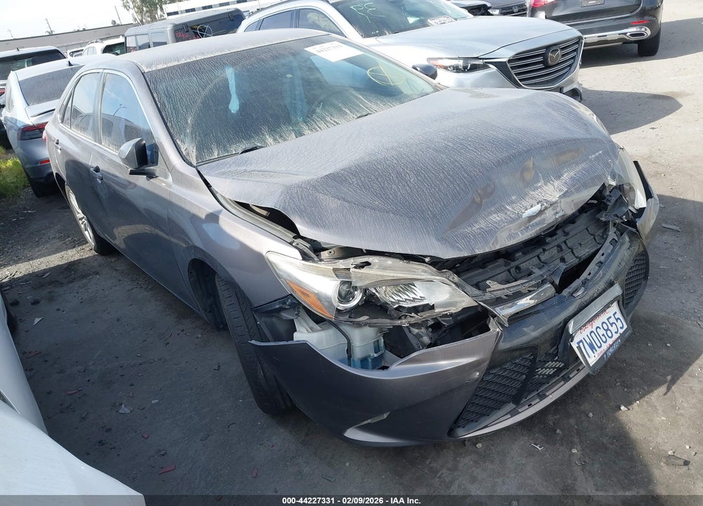 2017 TOYOTA CAMRY SE VIN: 4T1BF1FK4HU728703