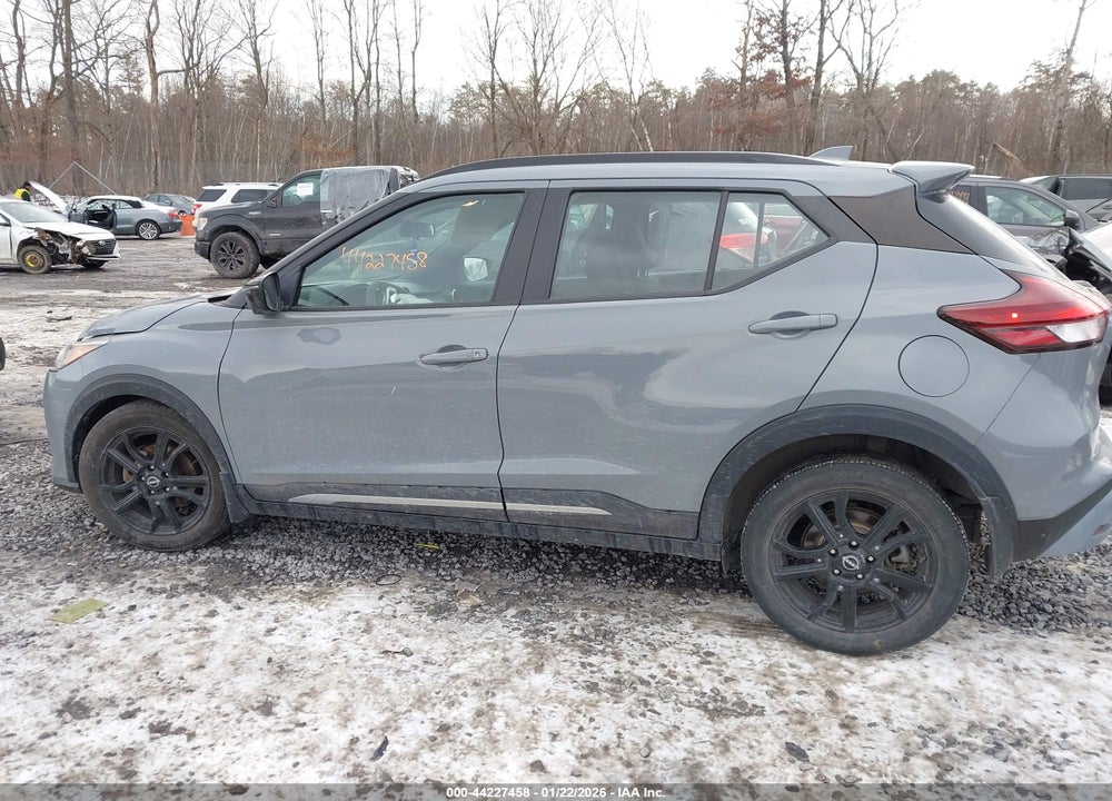 2022 NISSAN KICKS SR XTRONIC CVT VIN: 3N1CP5DV4NL516354