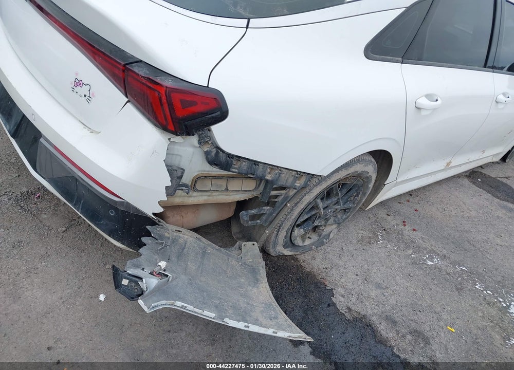2025 KIA K5 LXS VIN: KNAG24J72S5272158