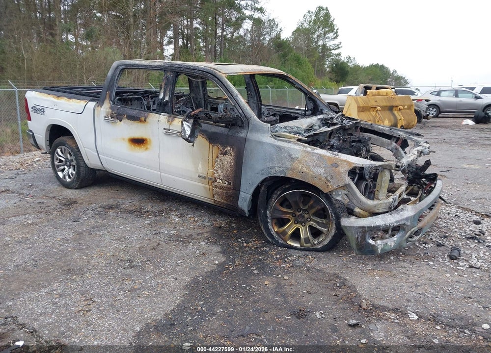 2021 RAM 1500 LIMITED LONGHORN  4X4 5'7 BOX VIN: 1C6SRFKT7MN705404
