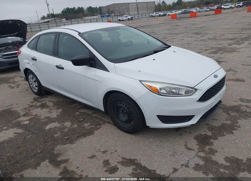 2017 FORD FOCUS S VIN: 1FADP3E21HL307587