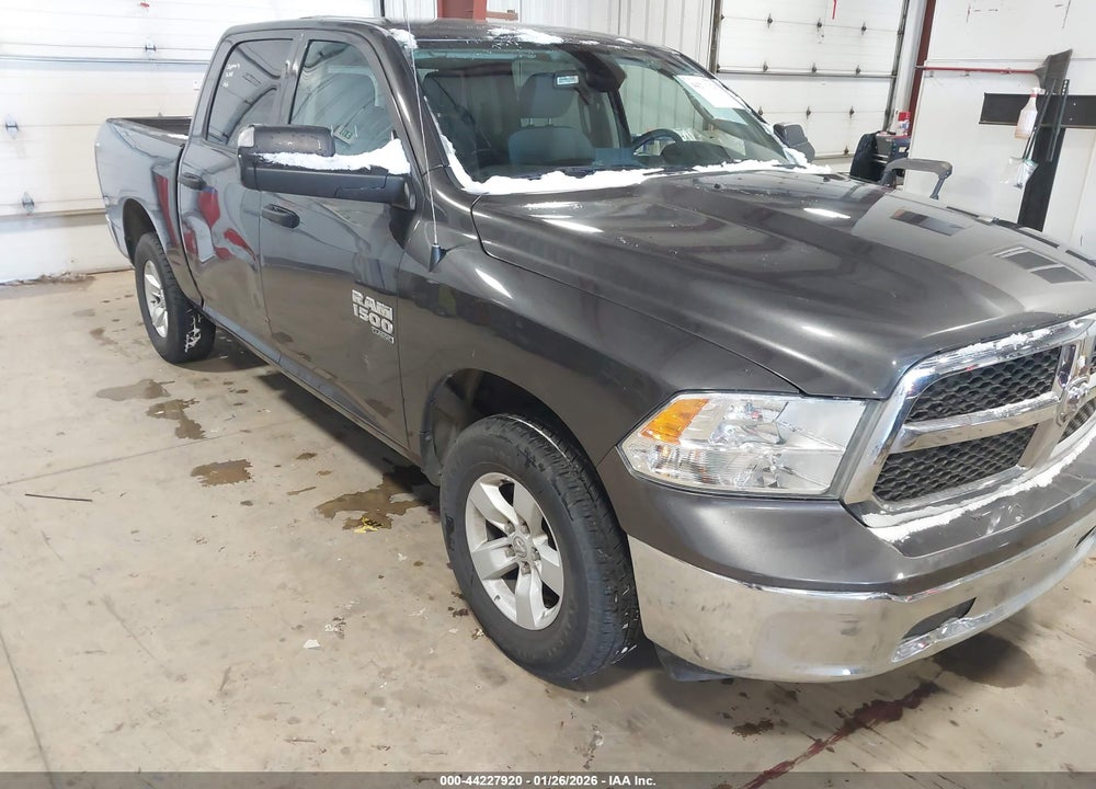 2023 RAM 1500 CLASSIC SLT  4X4 5'7 BOX VIN: 1C6RR7LG1PS575180