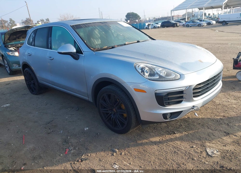 2016 PORSCHE CAYENNE VIN: WP1AA2A2XGLA04898