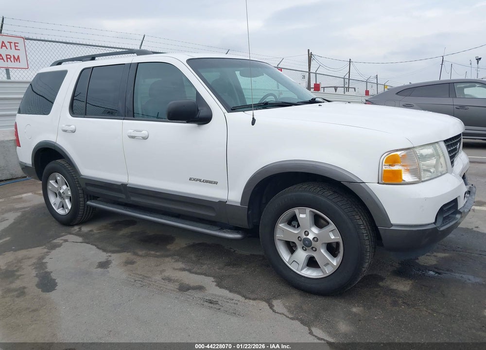 2002 FORD EXPLORER XLT VIN: 1FMZU63K92UD61200