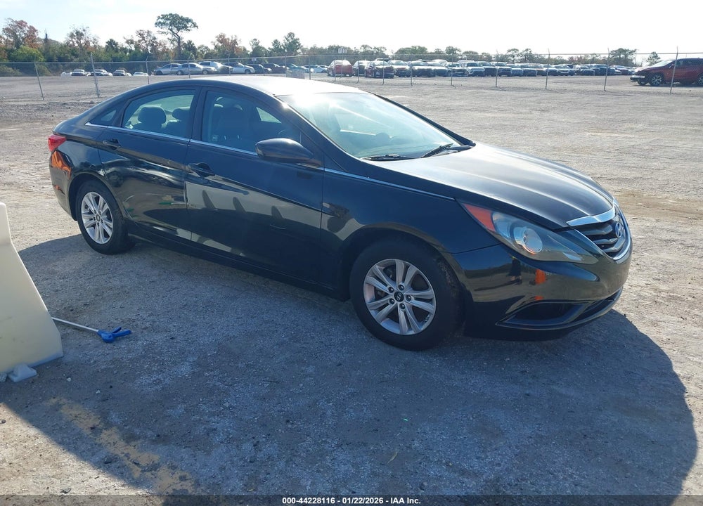 2013 HYUNDAI SONATA GLS VIN: 5NPEB4AC9DH795803