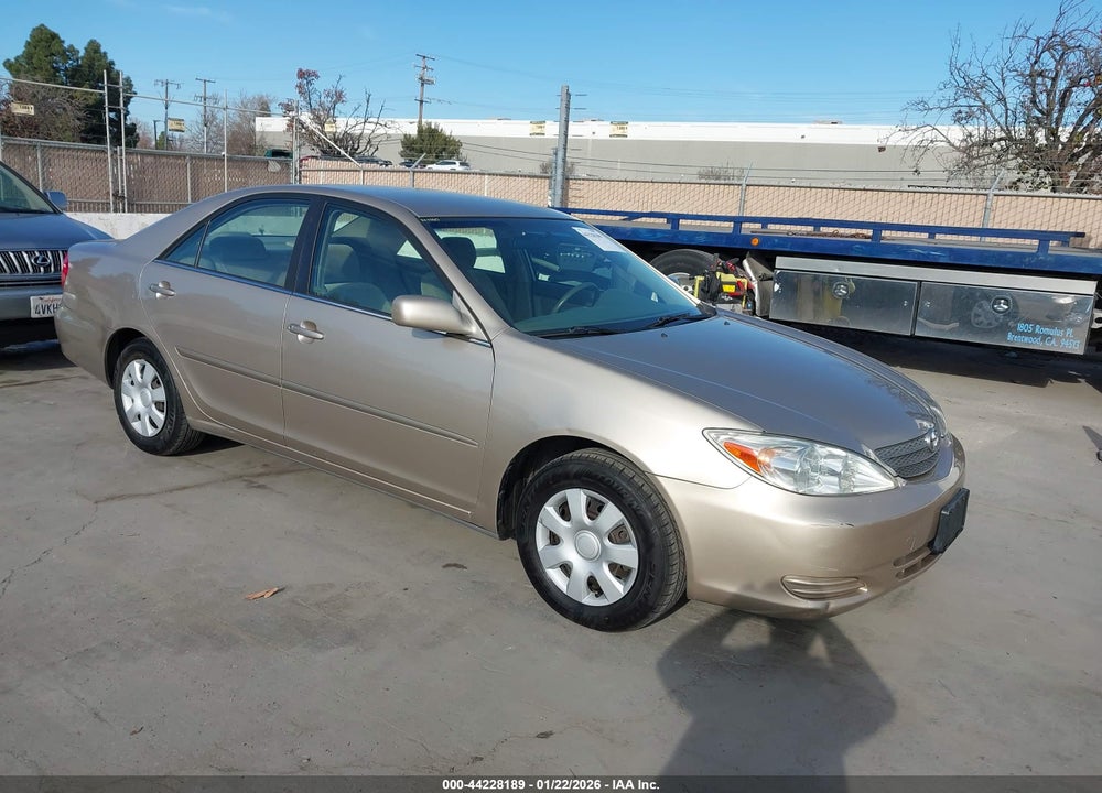 2002 TOYOTA CAMRY LE VIN: JTDBE32K520088072
