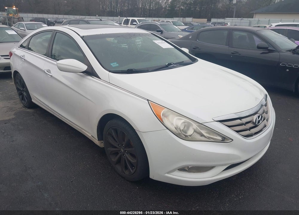2011 HYUNDAI SONATA SE/LIMITED VIN: 5NPEC4AB6BB318084