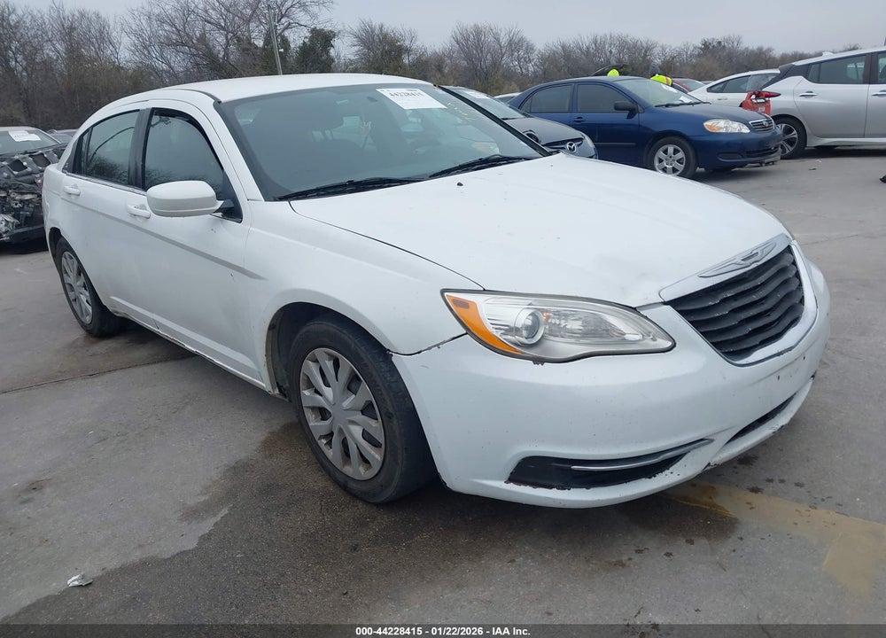 2013 CHRYSLER 200 LX VIN: 1C3CCBAB3DN642175