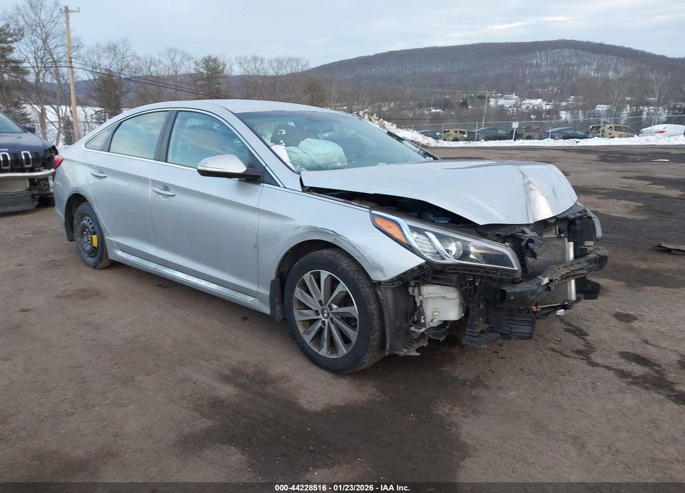2016 HYUNDAI SONATA SPORT VIN: 5NPE34AF0GH284010