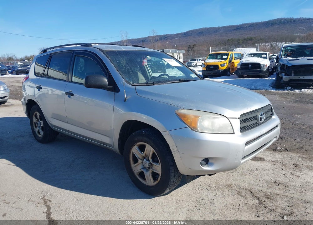 2008 TOYOTA RAV4 VIN: JTMBD33V186060853