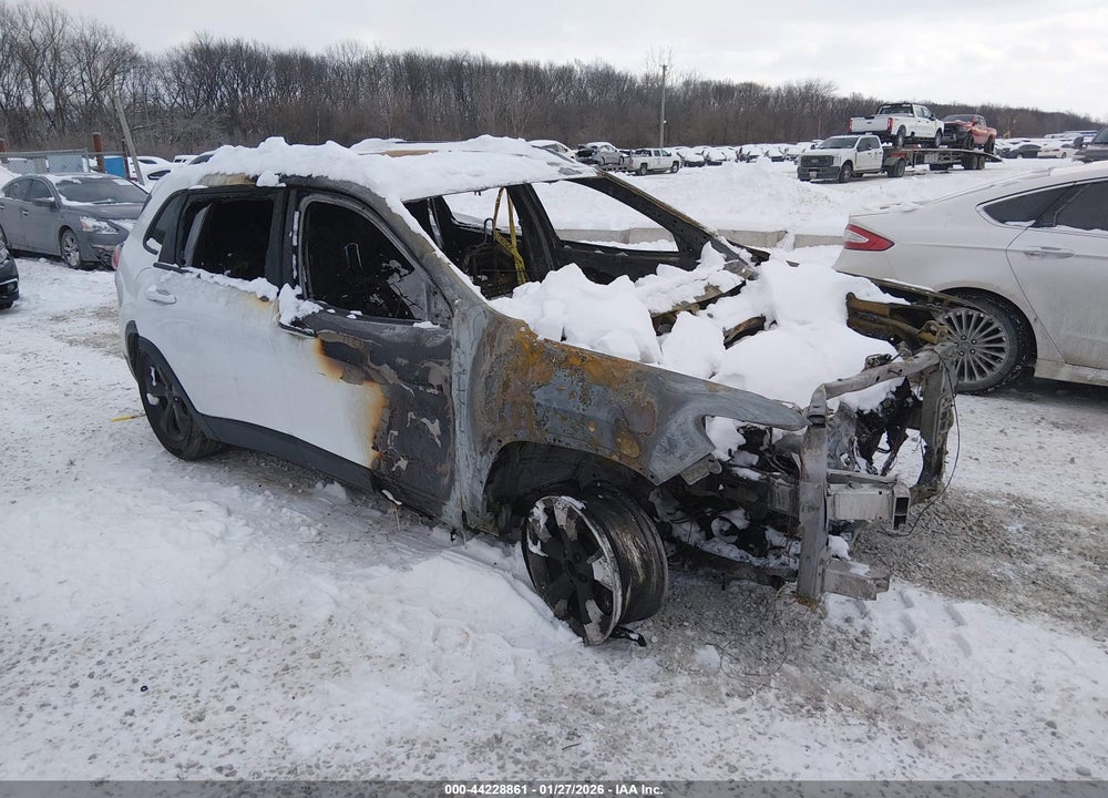 2021 JEEP CHEROKEE LATITUDE 4X4 VIN: 1C4PJMCB5MD206123