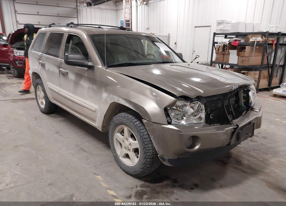 2005 JEEP GRAND CHEROKEE LIMITED VIN: 1J4HR58N95C549122