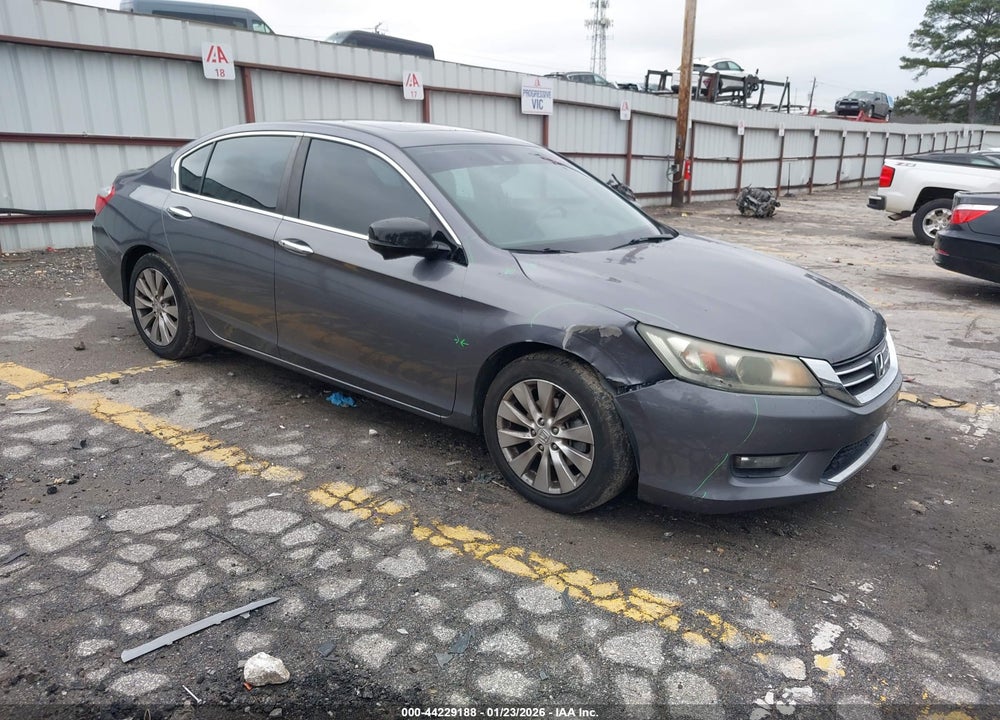 2015 HONDA ACCORD EX-L VIN: 1HGCR2F84FA266377
