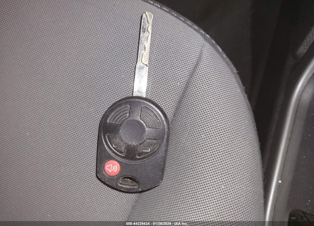 2014 FORD ESCAPE SE VIN: 1FMCU9GX8EUA70351