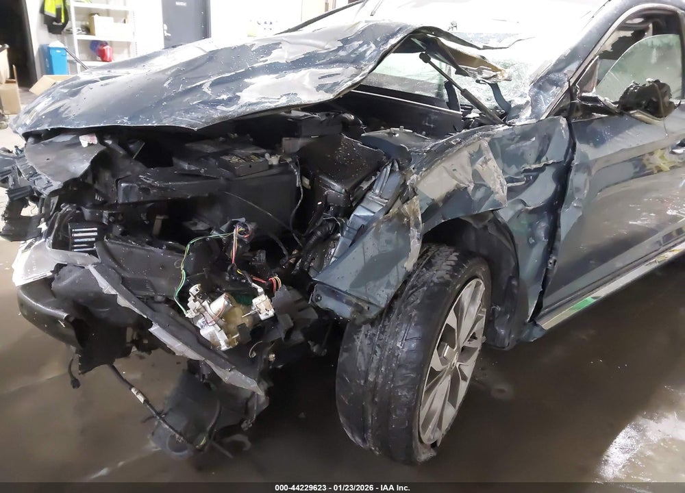 2015 HYUNDAI SONATA LIMITED 2.0T VIN: 5NPE34AB2FH200684