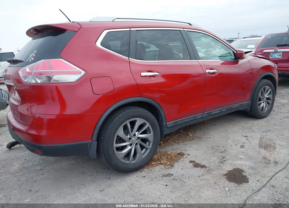 2015 NISSAN ROGUE SL VIN: 5N1AT2MT1FC904065