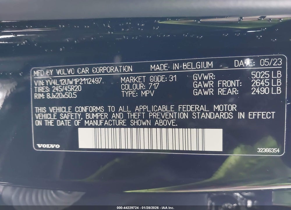 2023 VOLVO XC40 B5 PLUS DARK THEME VIN: YV4L12UW1P2112497