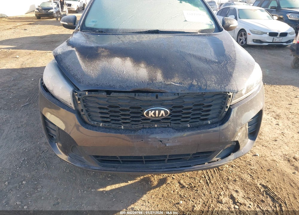 2019 KIA SORENTO 3.3L LX VIN: 5XYPGDA59KG445121