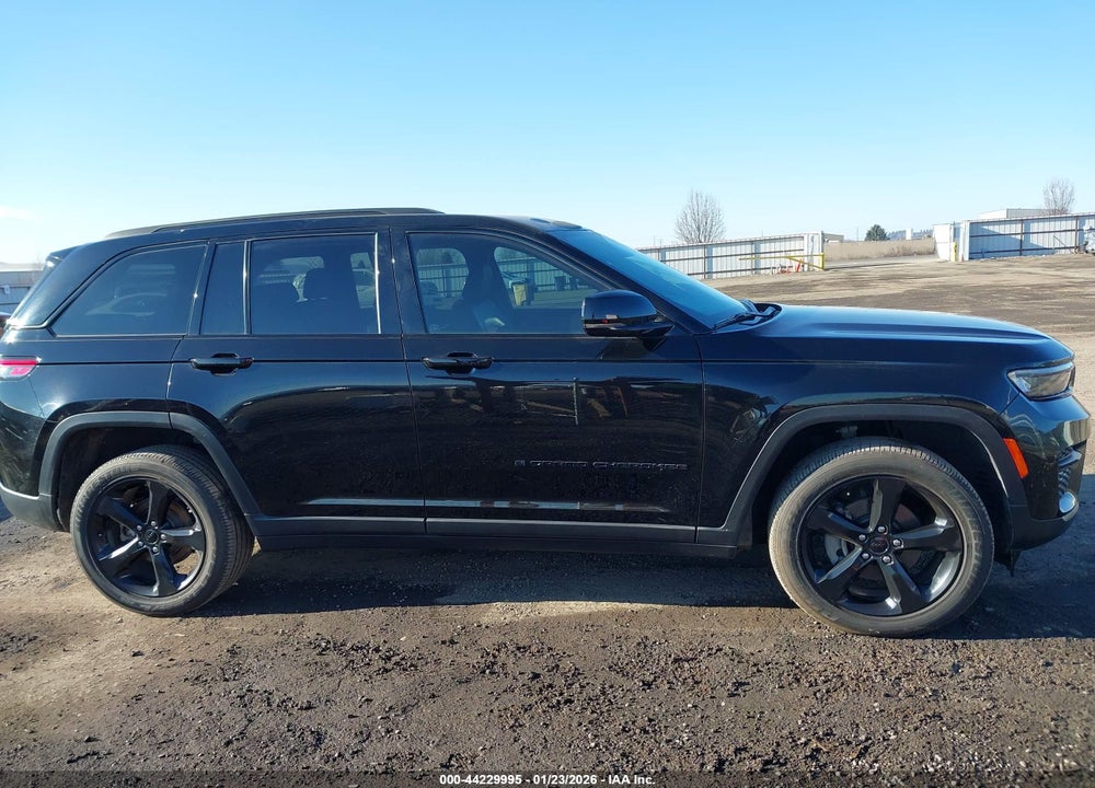 2023 JEEP GRAND CHEROKEE ALTITUDE 4X4 VIN: 1C4RJHAG2PC625474