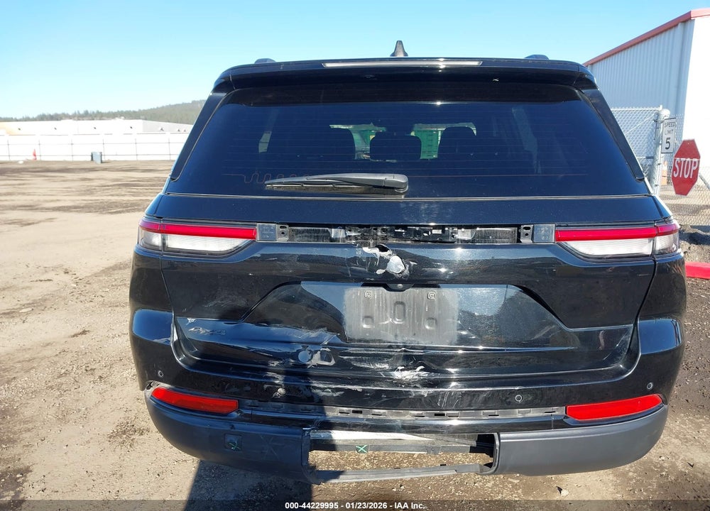 2023 JEEP GRAND CHEROKEE ALTITUDE 4X4 VIN: 1C4RJHAG2PC625474