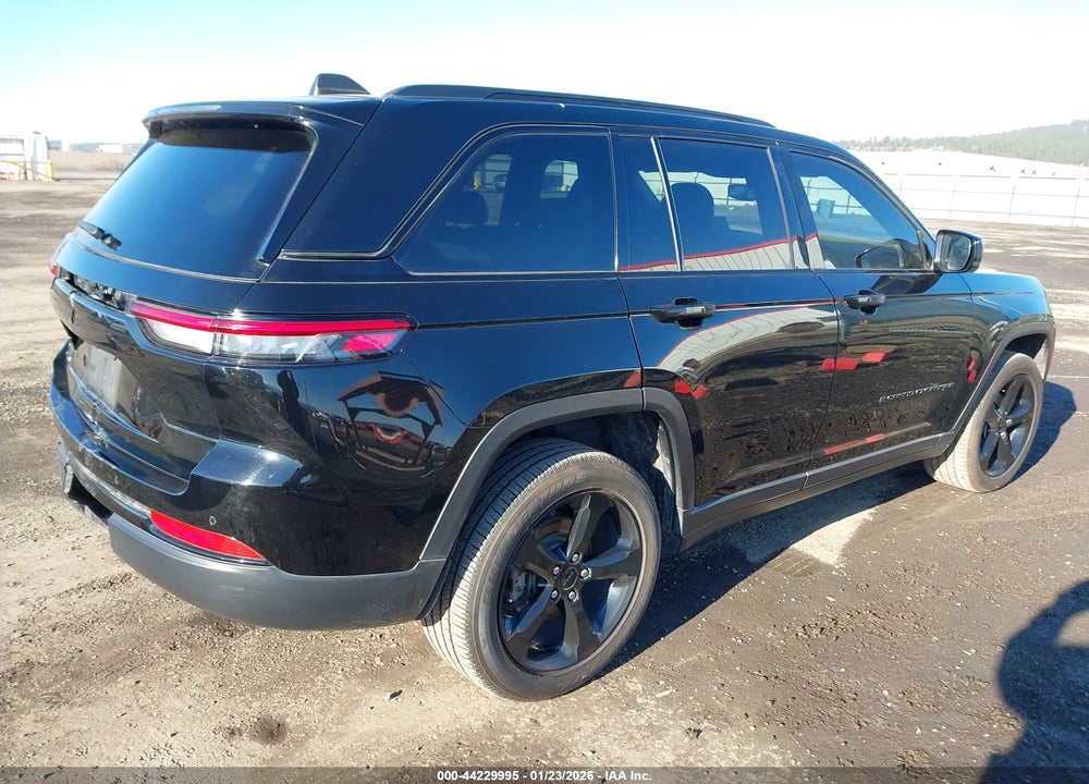 2023 JEEP GRAND CHEROKEE ALTITUDE 4X4 VIN: 1C4RJHAG2PC625474