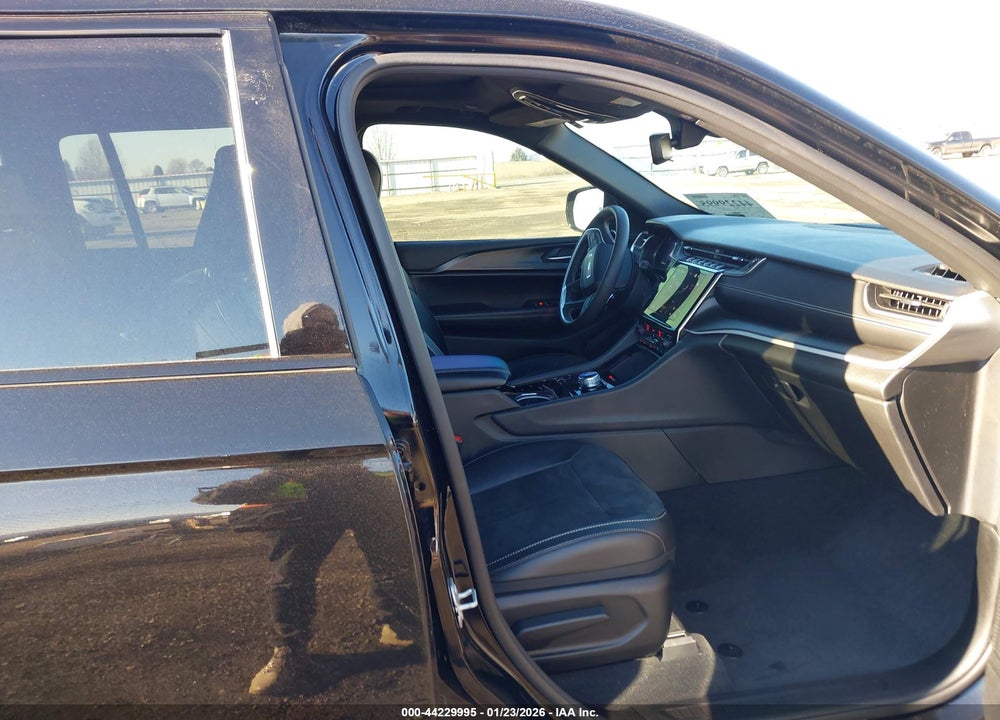 2023 JEEP GRAND CHEROKEE ALTITUDE 4X4 VIN: 1C4RJHAG2PC625474