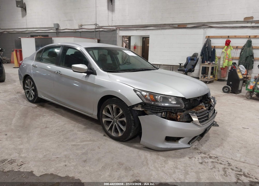 2015 HONDA ACCORD SPORT VIN: 1HGCR2F52FA198439