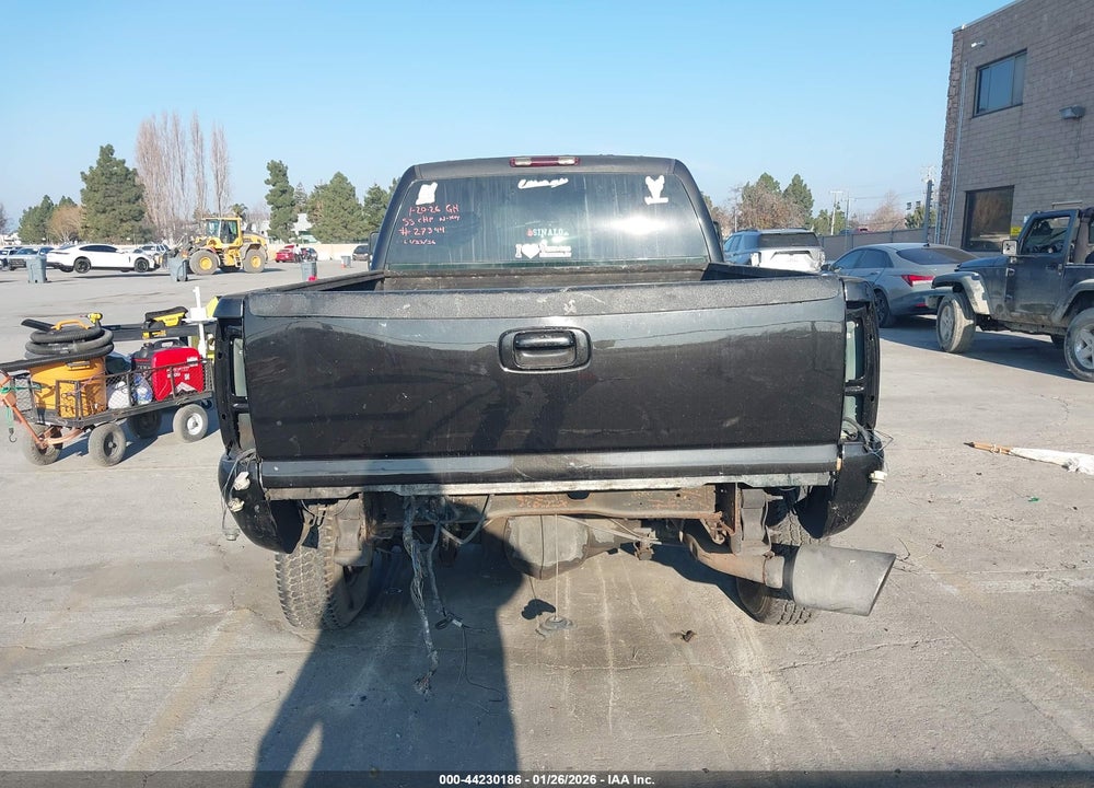 2002 CHEVROLET SILVERADO 2500HD LS VIN: 1GCHK231X2F167320