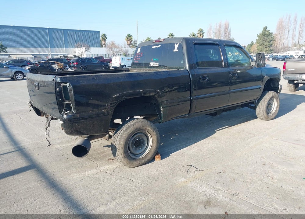 2002 CHEVROLET SILVERADO 2500HD LS VIN: 1GCHK231X2F167320