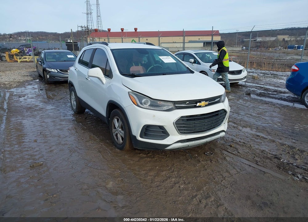 2017 CHEVROLET TRAX LT VIN: KL7CJLSB7HB095549