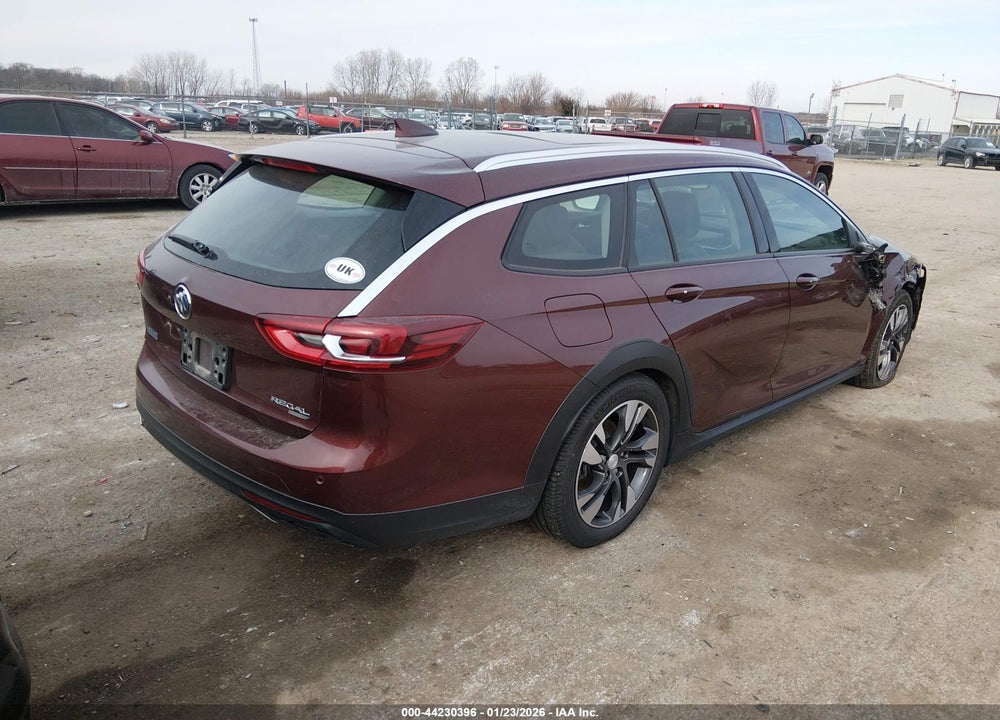 2019 BUICK REGAL TOURX AWD ESSENCE VIN: W04GV8SX2K1076528