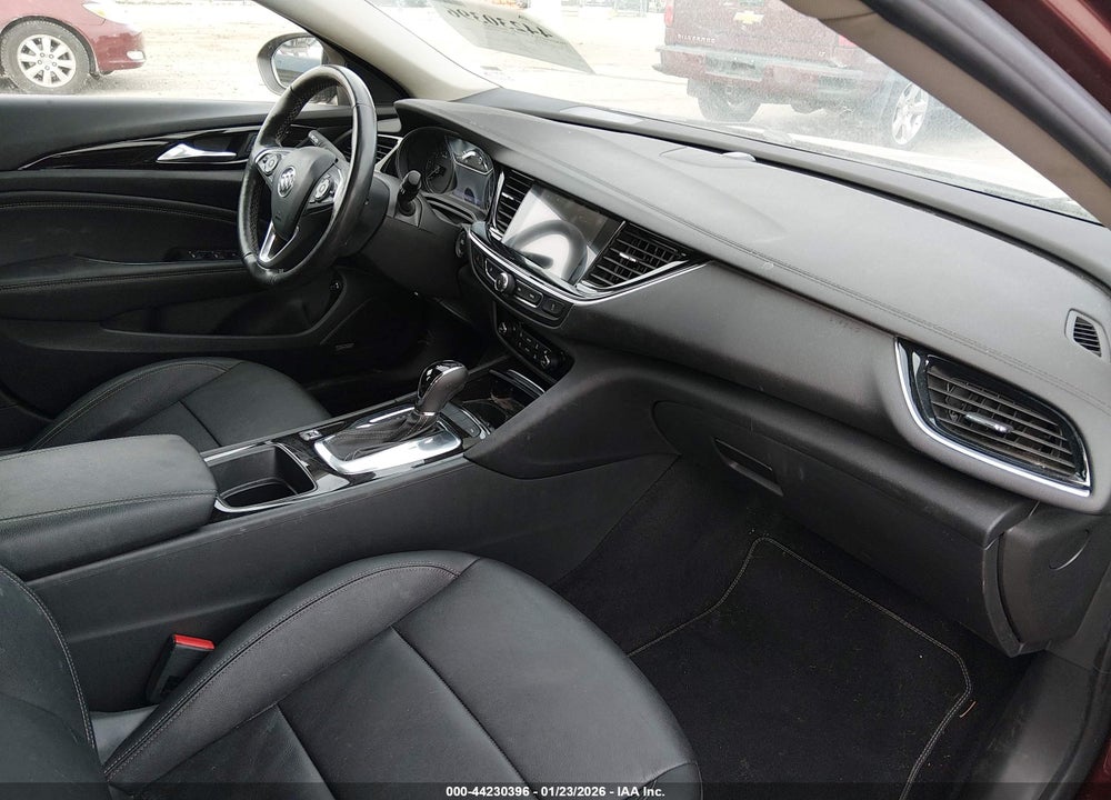 2019 BUICK REGAL TOURX AWD ESSENCE VIN: W04GV8SX2K1076528