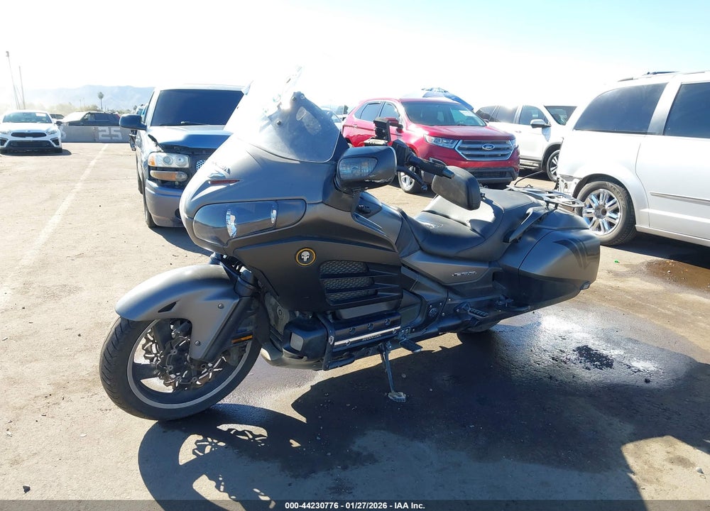 2015 HONDA GL1800 B VIN: JH2SC684XFK200611