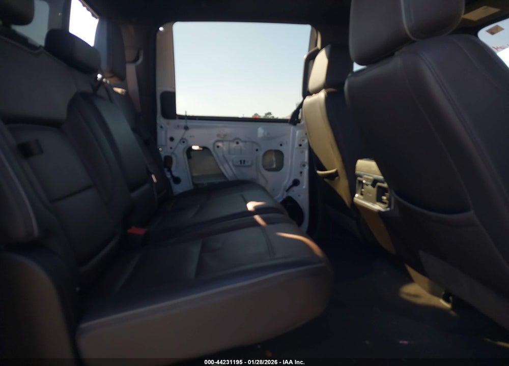 2024 GMC SIERRA 2500HD 4WD  STANDARD BED DENALI VIN: 1GT49REYXRF223263