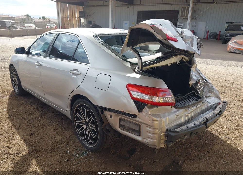 2011 TOYOTA CAMRY LE VIN: 4T1BF3EK1BU637179