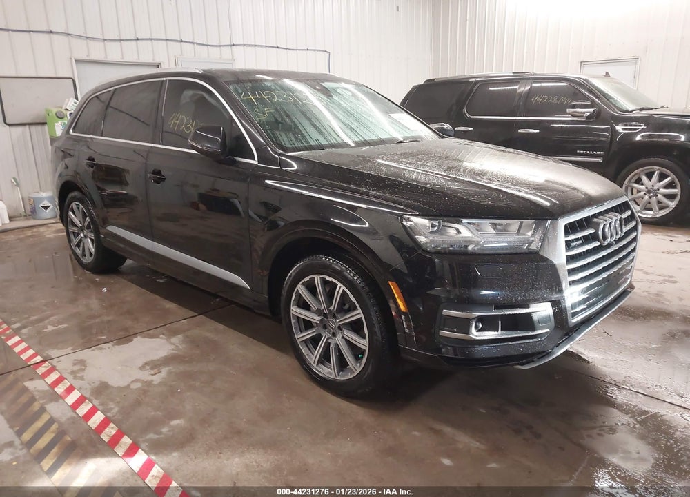2017 AUDI Q7 3.0T PREMIUM VIN: WA1LAAF75HD050699