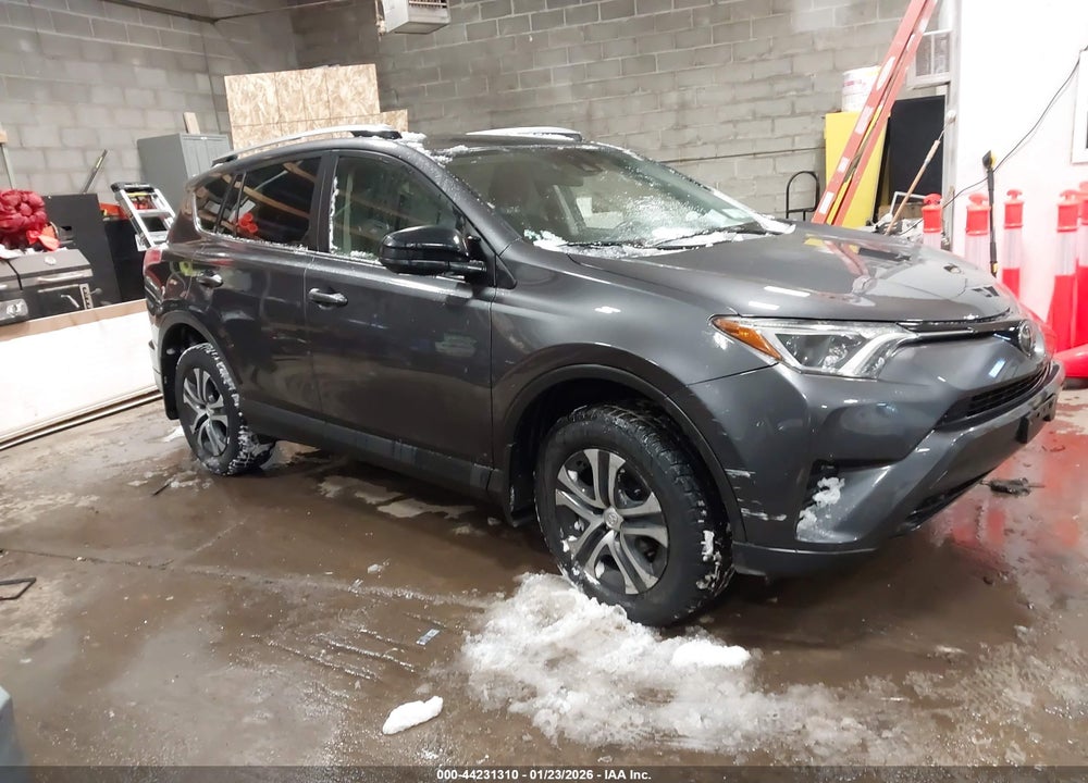 2018 TOYOTA RAV4 LE VIN: JTMBFREV5JJ251642