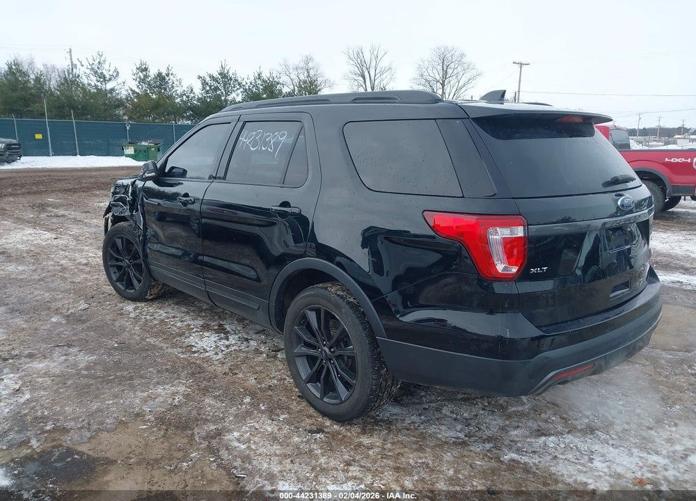 2017 FORD EXPLORER XLT VIN: 1FM5K8D89HGD96958